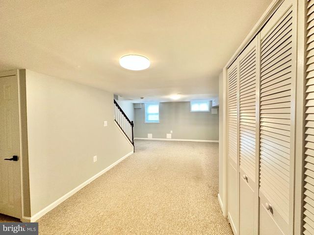 1010 BASHFORD LN, Alexandria, VA 22314