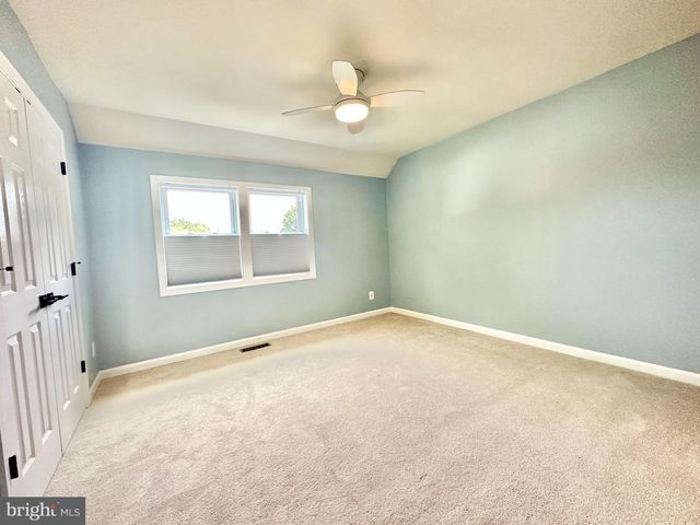 1010 BASHFORD LN, Alexandria, VA 22314