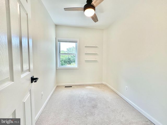 1010 BASHFORD LN, Alexandria, VA 22314