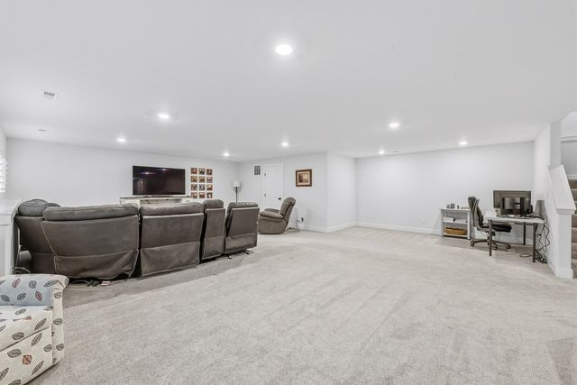 1132 W Ledgestone St, Andover, KS 67002