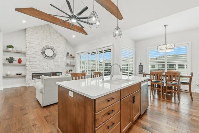 1132 W Ledgestone St, Andover, KS 67002