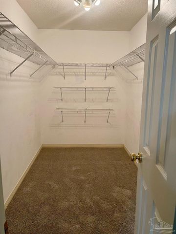 5162 Goshawk Dr, Milton, FL 32570