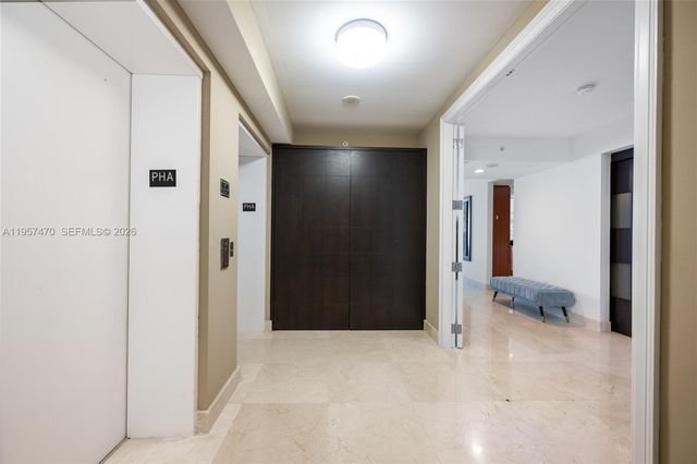 3201 NE 183rd Street 2906, Aventura, FL 33160