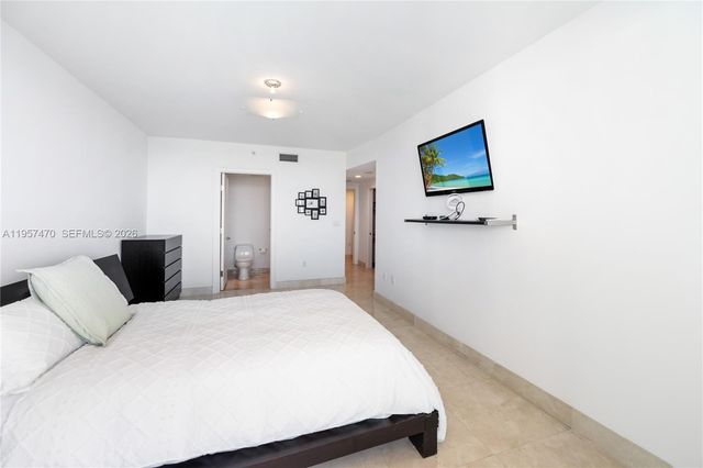 3201 NE 183rd Street 2906, Aventura, FL 33160