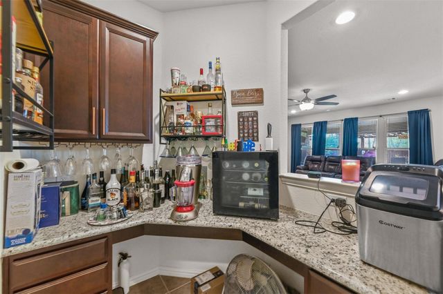 3412 Woodford Drive, Mansfield, TX 76084
