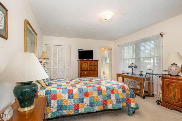 1108 Friendly Road, Dunn, NC 28334