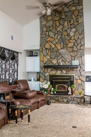 8202 Clint Drive, Shreveport, LA 71108