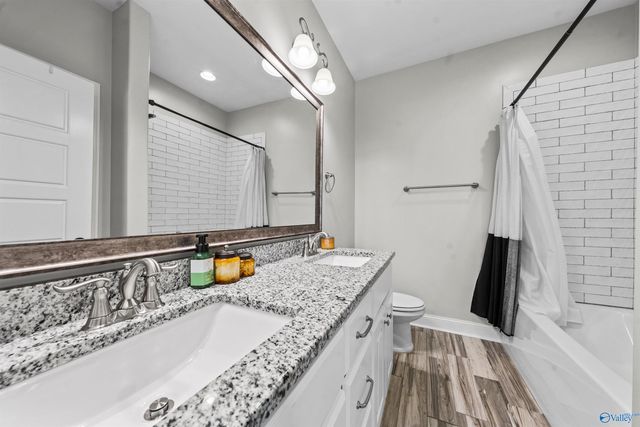 17019 SE River Pier Drive, Huntsville, AL 35803