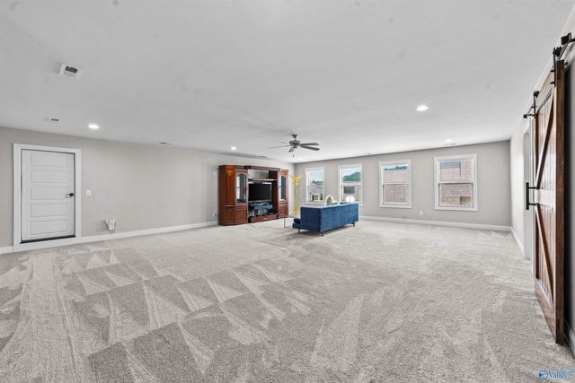 17019 SE River Pier Drive, Huntsville, AL 35803