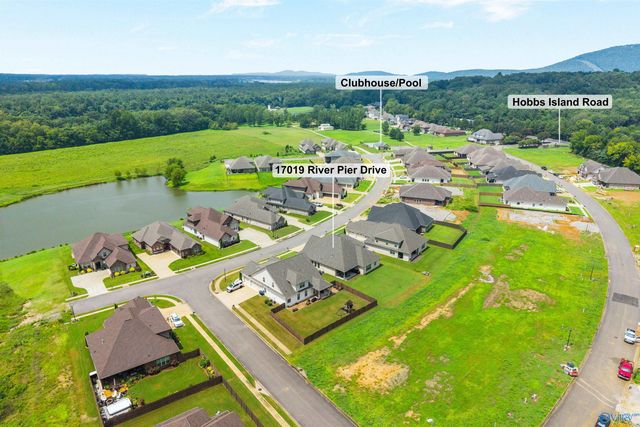 17019 SE River Pier Drive, Huntsville, AL 35803