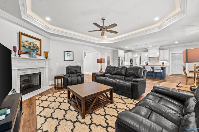 17019 SE River Pier Drive, Huntsville, AL 35803