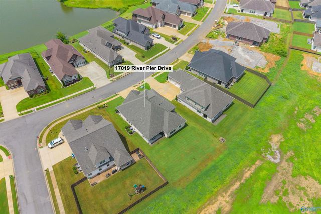 17019 SE River Pier Drive, Huntsville, AL 35803