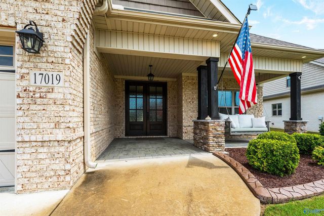 17019 SE River Pier Drive, Huntsville, AL 35803
