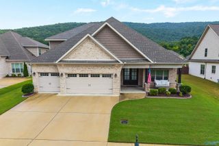 17019 SE River Pier Drive, Huntsville, AL 35803