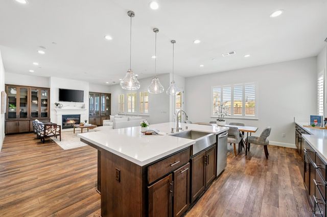 6006 Peacock Ct, Vacaville, CA 95688