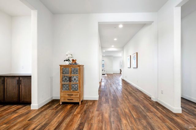 6006 Peacock Ct, Vacaville, CA 95688