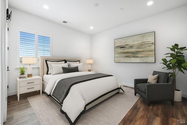 6006 Peacock Ct, Vacaville, CA 95688