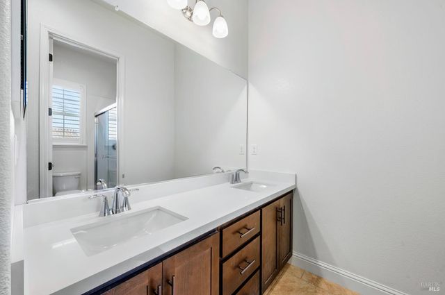 6006 Peacock Ct, Vacaville, CA 95688