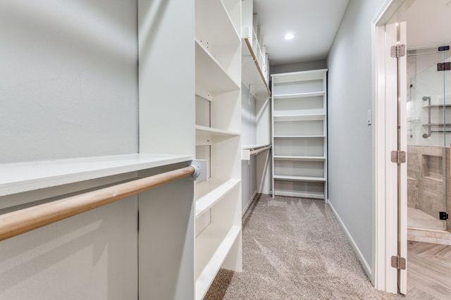 1041 S Riverside Drive, Grapevine, TX 76051