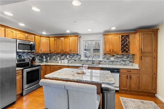 109 Cole Road, Dewitt, NY 13057