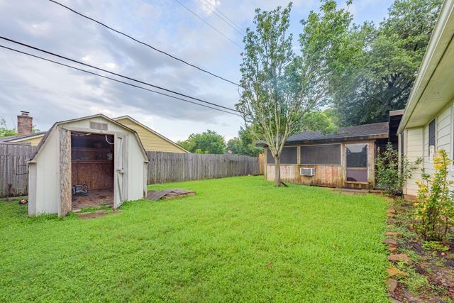 3503 Riverside Drive, Pearland, TX 77581