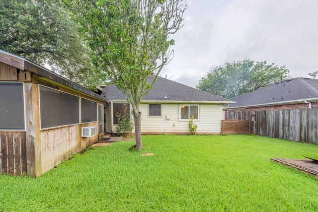 3503 Riverside Drive, Pearland, TX 77581