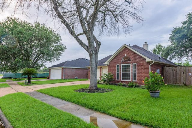 3503 Riverside Drive, Pearland, TX 77581