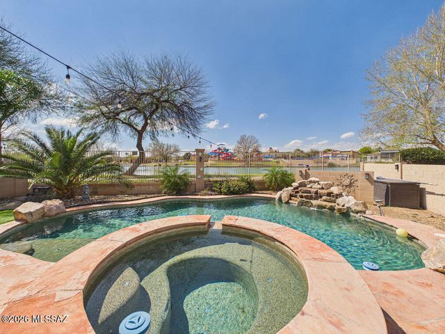 15384 S Camino Agua Azul, Sahuarita, AZ 85629