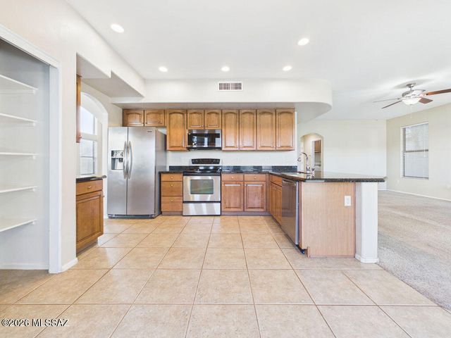 15384 S Camino Agua Azul, Sahuarita, AZ 85629