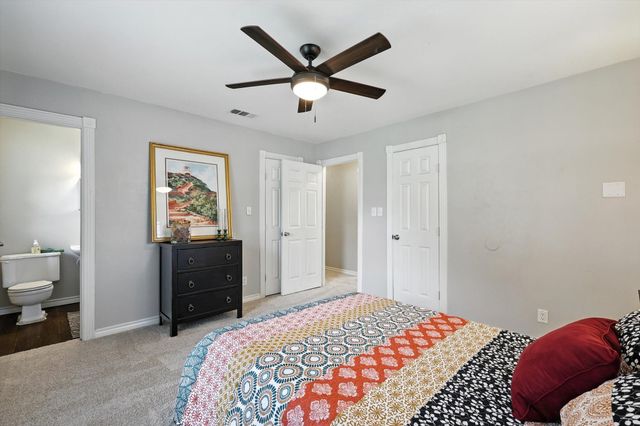 200 Arcadia Street, Hurst, TX 76053