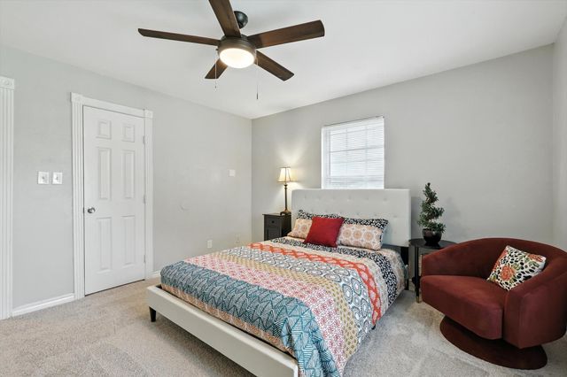 200 Arcadia Street, Hurst, TX 76053