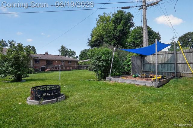 5404 Durwood Drive, Swartz Creek, MI 48473