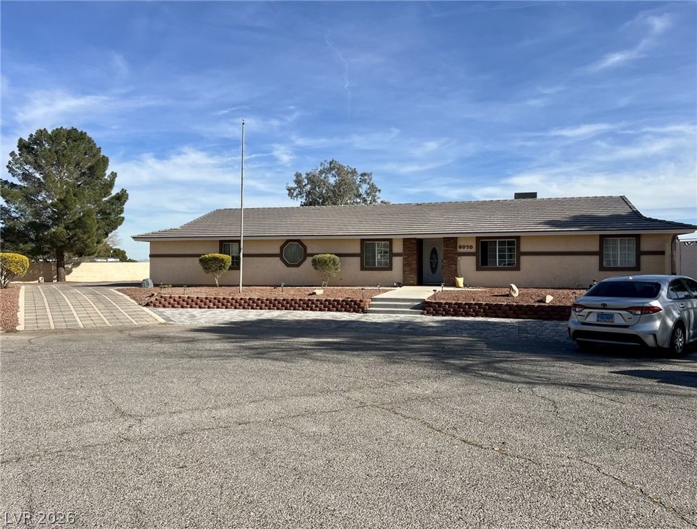6070 Mann Street, Las Vegas, NV 89118