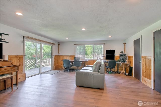 13610 SE 288th Street, Kent, WA 98042