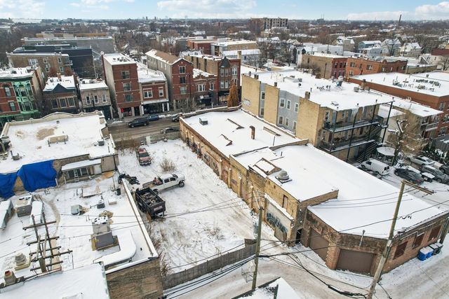 3212 W Armitage Avenue, Chicago, IL 60647