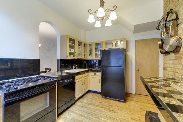 3 W 33rd Street, Minneapolis, MN 55408