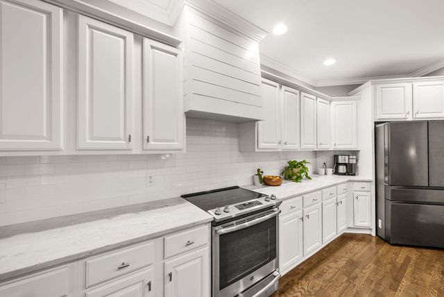 1173 McCoury Ln, Spring Hill, TN 37174