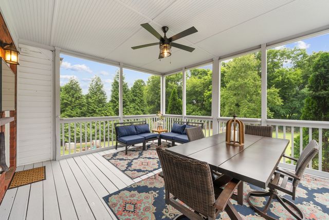 1173 McCoury Ln, Spring Hill, TN 37174
