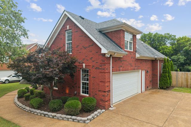 1173 McCoury Ln, Spring Hill, TN 37174
