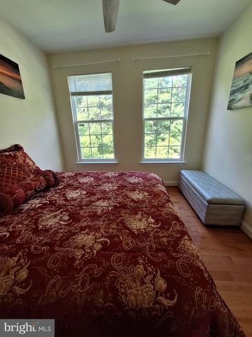 7210 GREENSPRING LN, Lanham, MD 20706