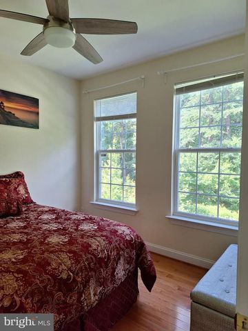 7210 GREENSPRING LN, Lanham, MD 20706