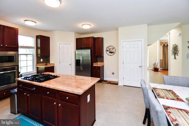 7210 GREENSPRING LN, Lanham, MD 20706