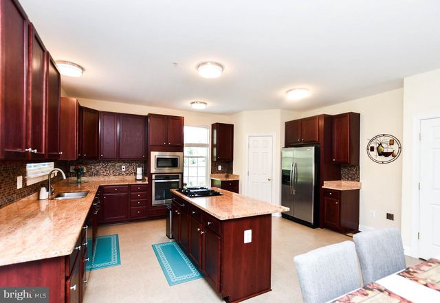 7210 GREENSPRING LN, Lanham, MD 20706