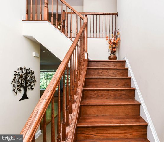 7210 GREENSPRING LN, Lanham, MD 20706