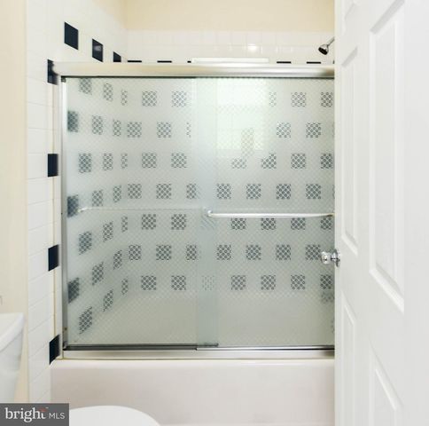 7210 GREENSPRING LN, Lanham, MD 20706