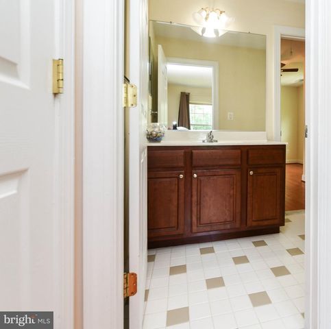 7210 GREENSPRING LN, Lanham, MD 20706