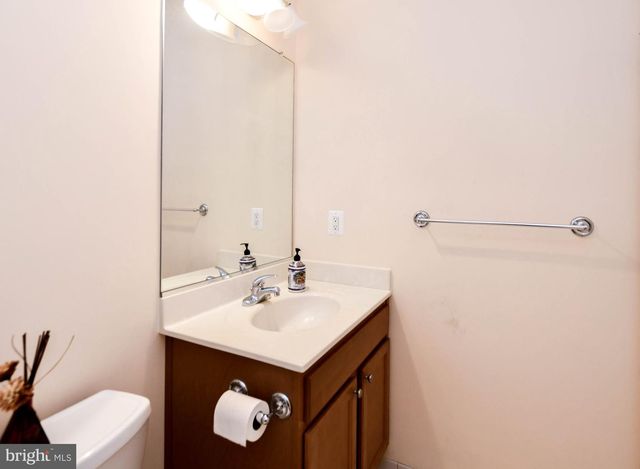 7210 GREENSPRING LN, Lanham, MD 20706