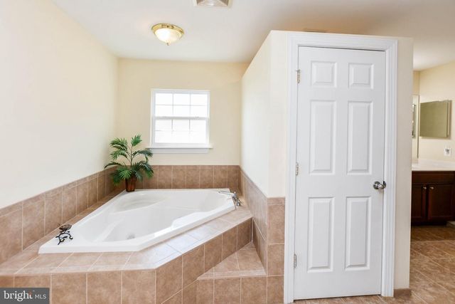 7210 GREENSPRING LN, Lanham, MD 20706