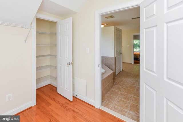 7210 GREENSPRING LN, Lanham, MD 20706