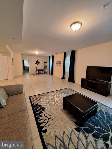 7210 GREENSPRING LN, Lanham, MD 20706